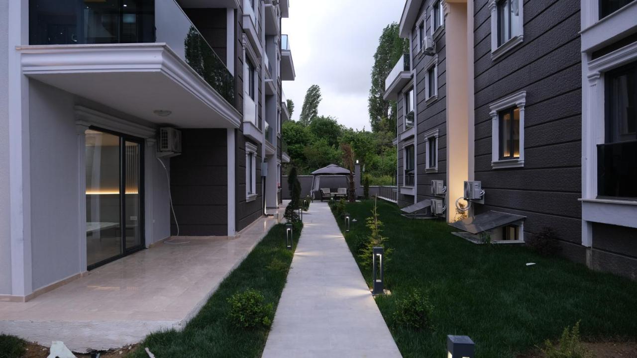 Flower City Suits Aparthotel Ялова Екстериор снимка