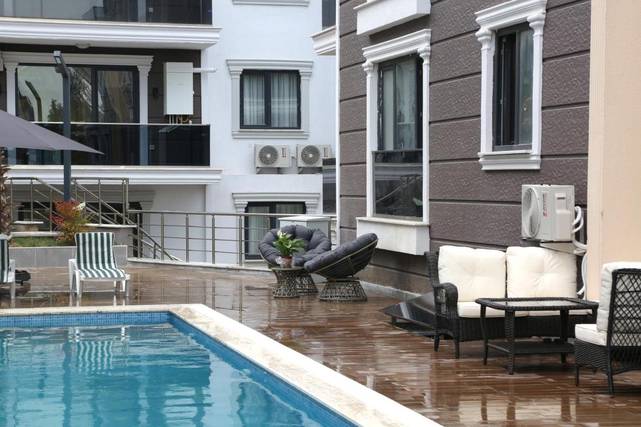 Flower City Suits Aparthotel Ялова Екстериор снимка