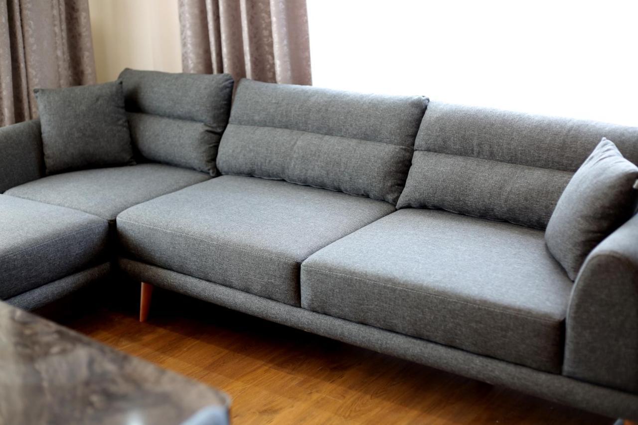Flower City Suits Aparthotel Ялова Екстериор снимка