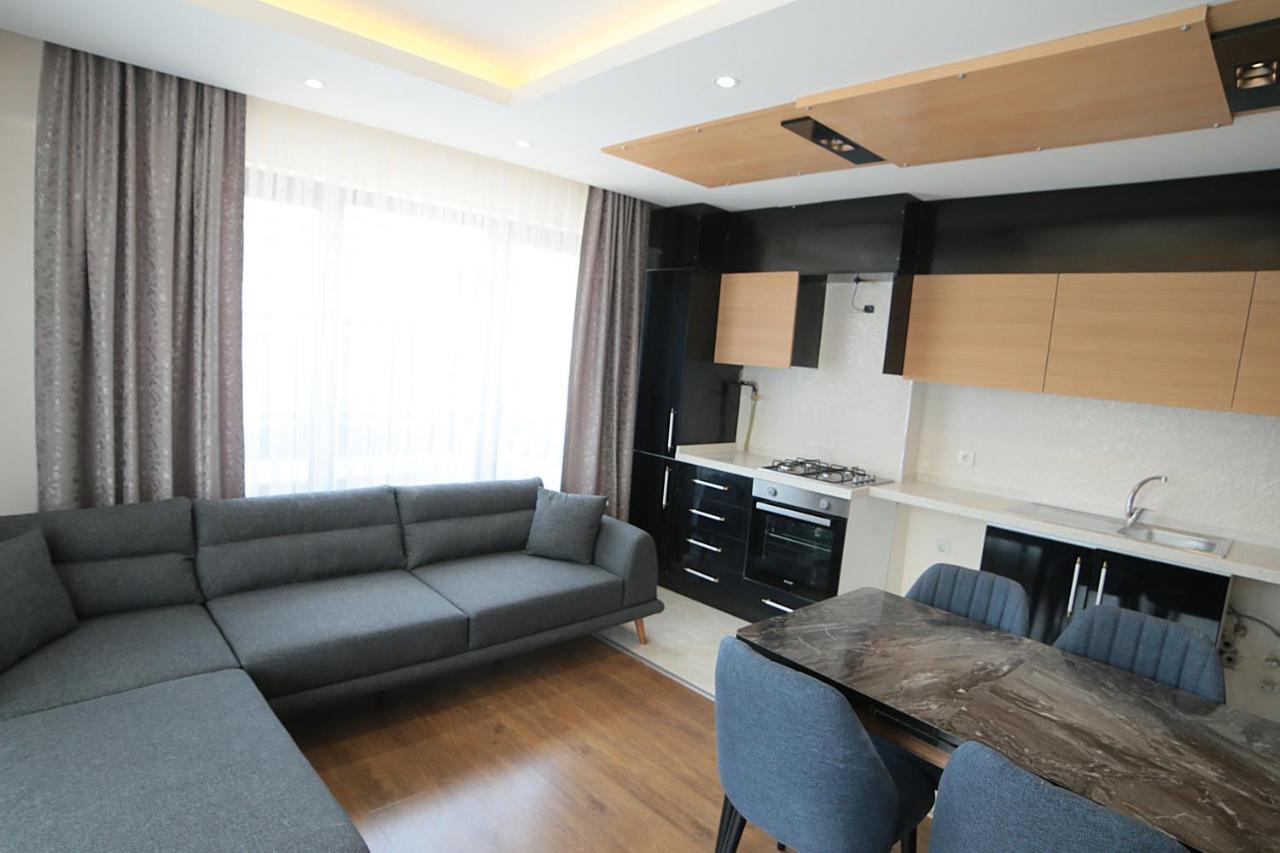 Flower City Suits Aparthotel Ялова Екстериор снимка