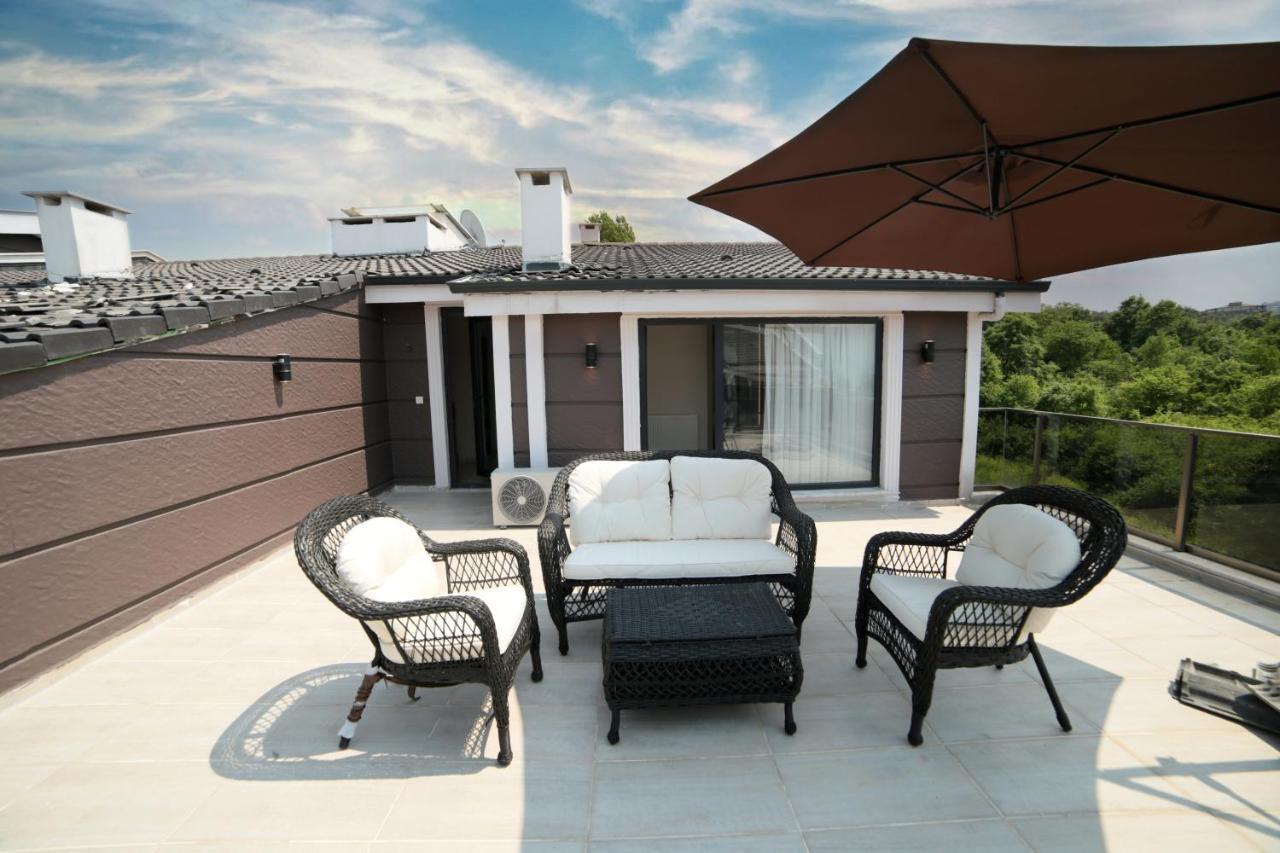 Flower City Suits Aparthotel Ялова Екстериор снимка