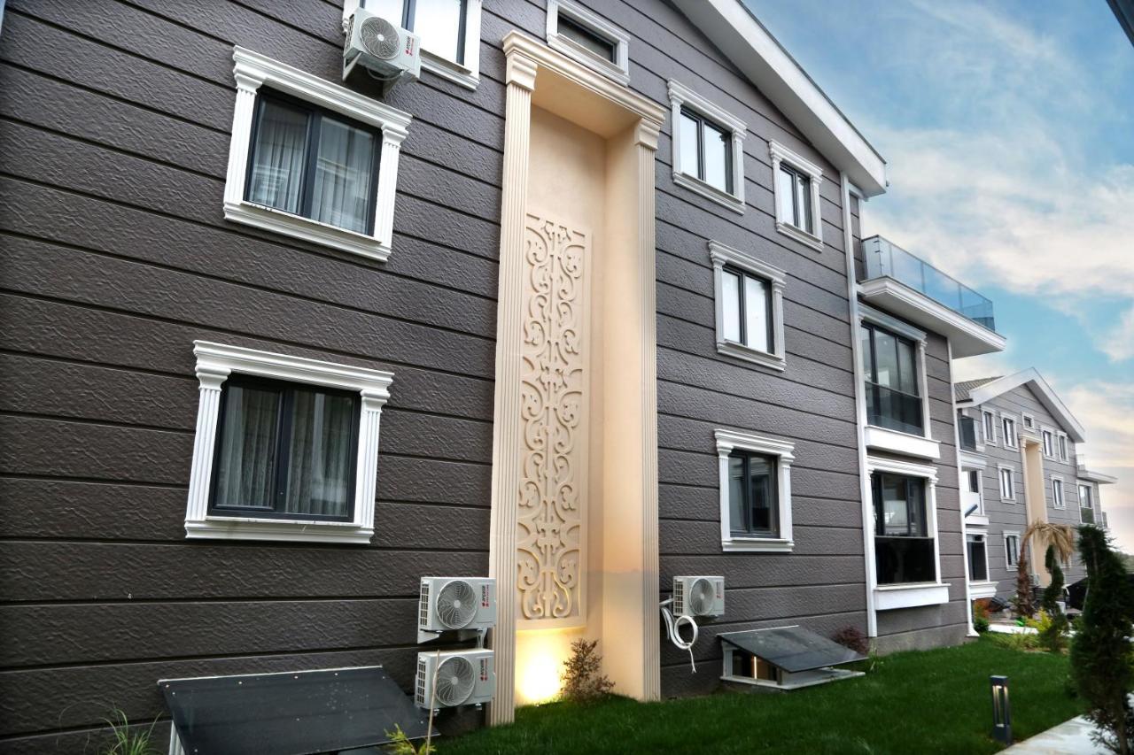 Flower City Suits Aparthotel Ялова Екстериор снимка