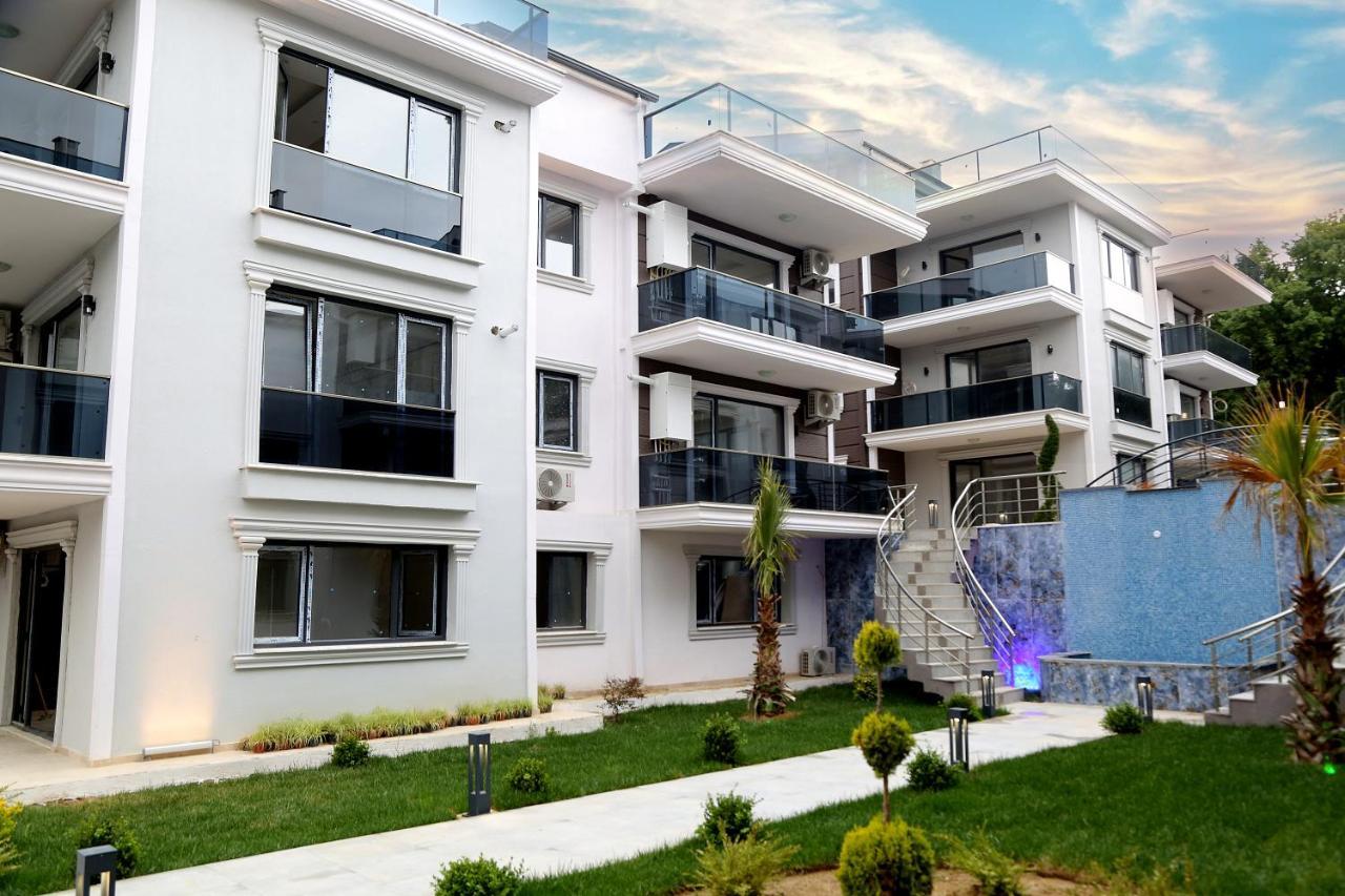 Flower City Suits Aparthotel Ялова Екстериор снимка