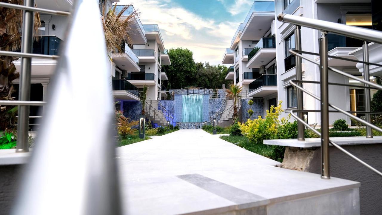 Flower City Suits Aparthotel Ялова Екстериор снимка