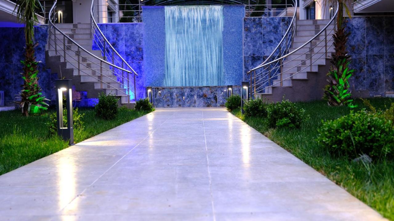 Flower City Suits Aparthotel Ялова Екстериор снимка